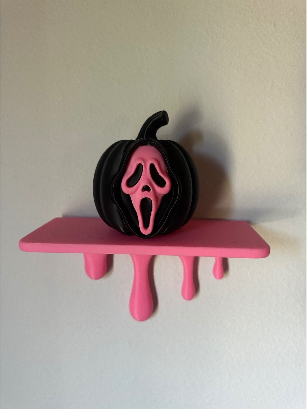 Ghost face pumpkin Black/Pink